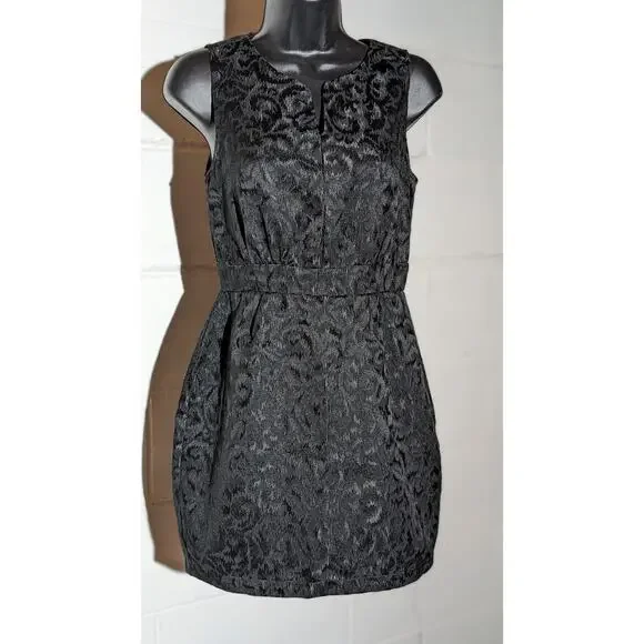 open lace back dress Forever 21 Tiered Bell-Sleeve Mini Dress Black X-Small at Amazon Women's  Clothing store main image 0